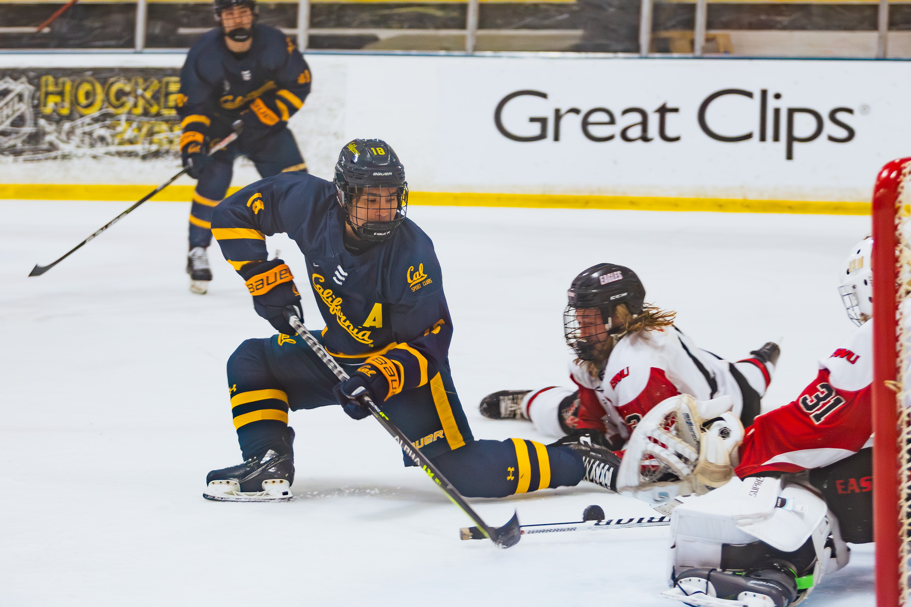 Cal Ice Hockey Celebration Photo